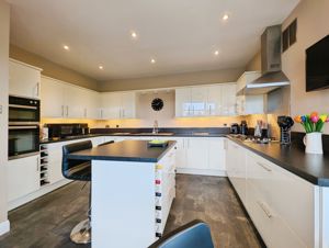 Photo 13- click for photo gallery